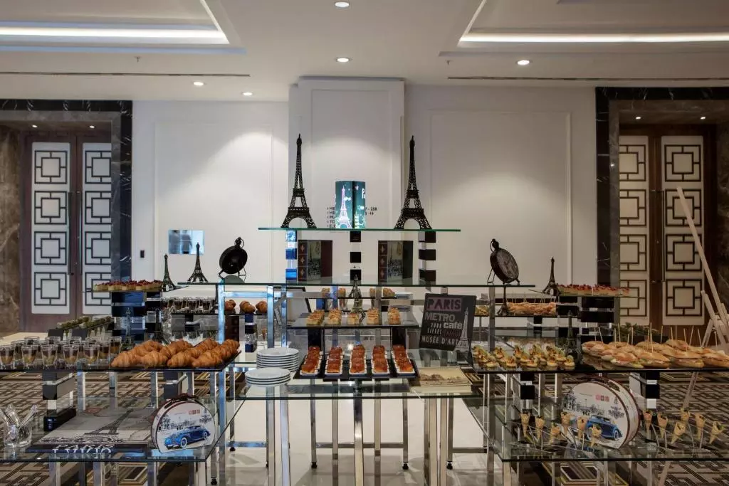 سلف هتل هیلتون بومونتی استانبول